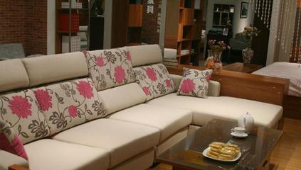 諾捷布藝沙發(fā)H018-R 設(shè)計(jì)、價(jià)格與購(gòu)買(mǎi)指南